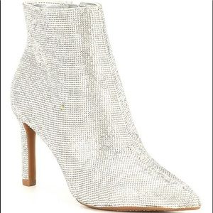 NWOB Gianni Bini Annina Rhinestone Embellished Booties